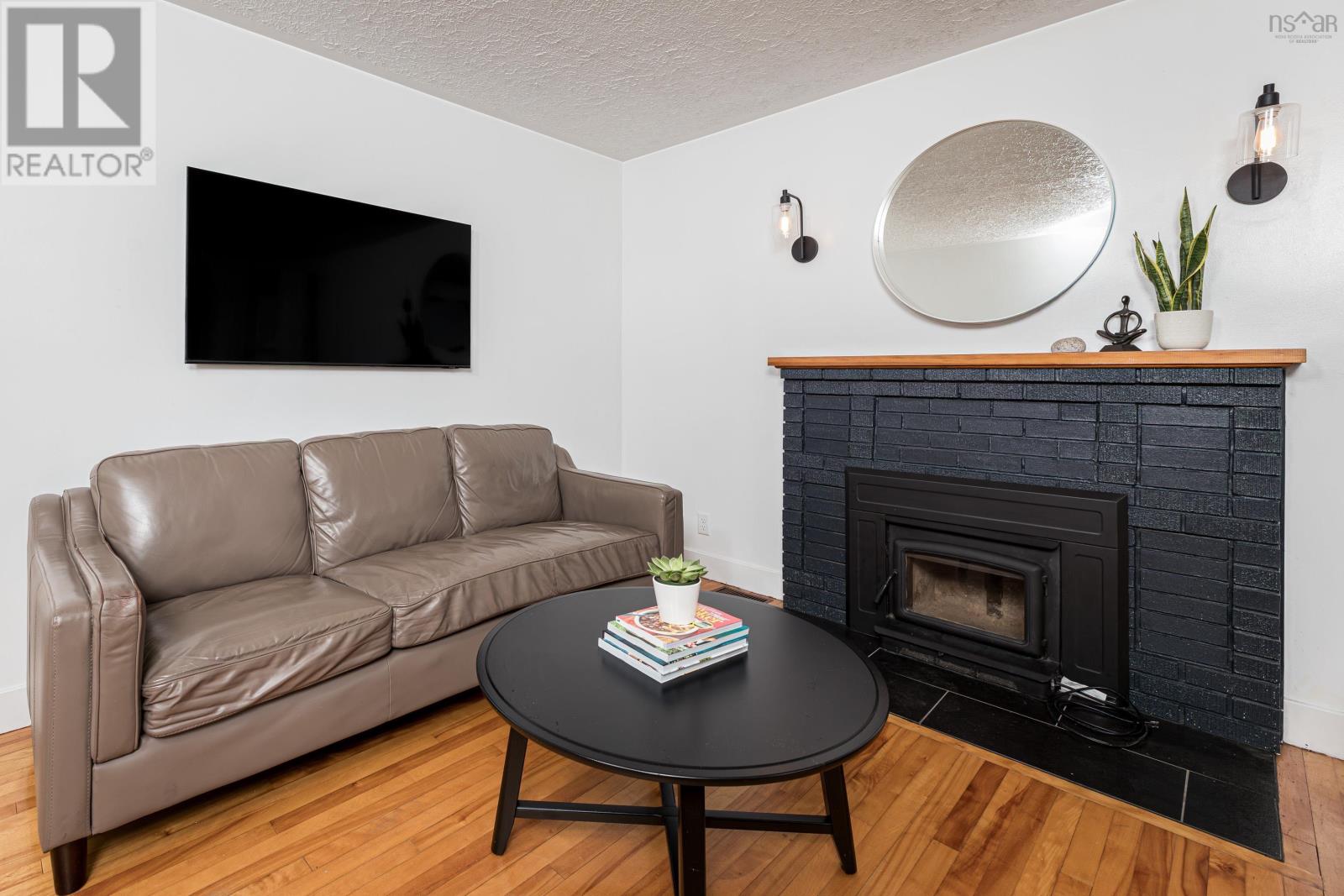 319 Brunswick Street - 5