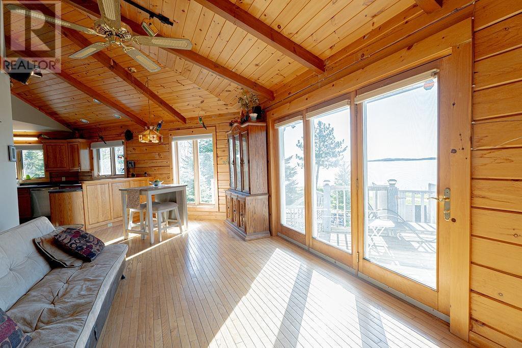 106 ISLAND AVE - 4