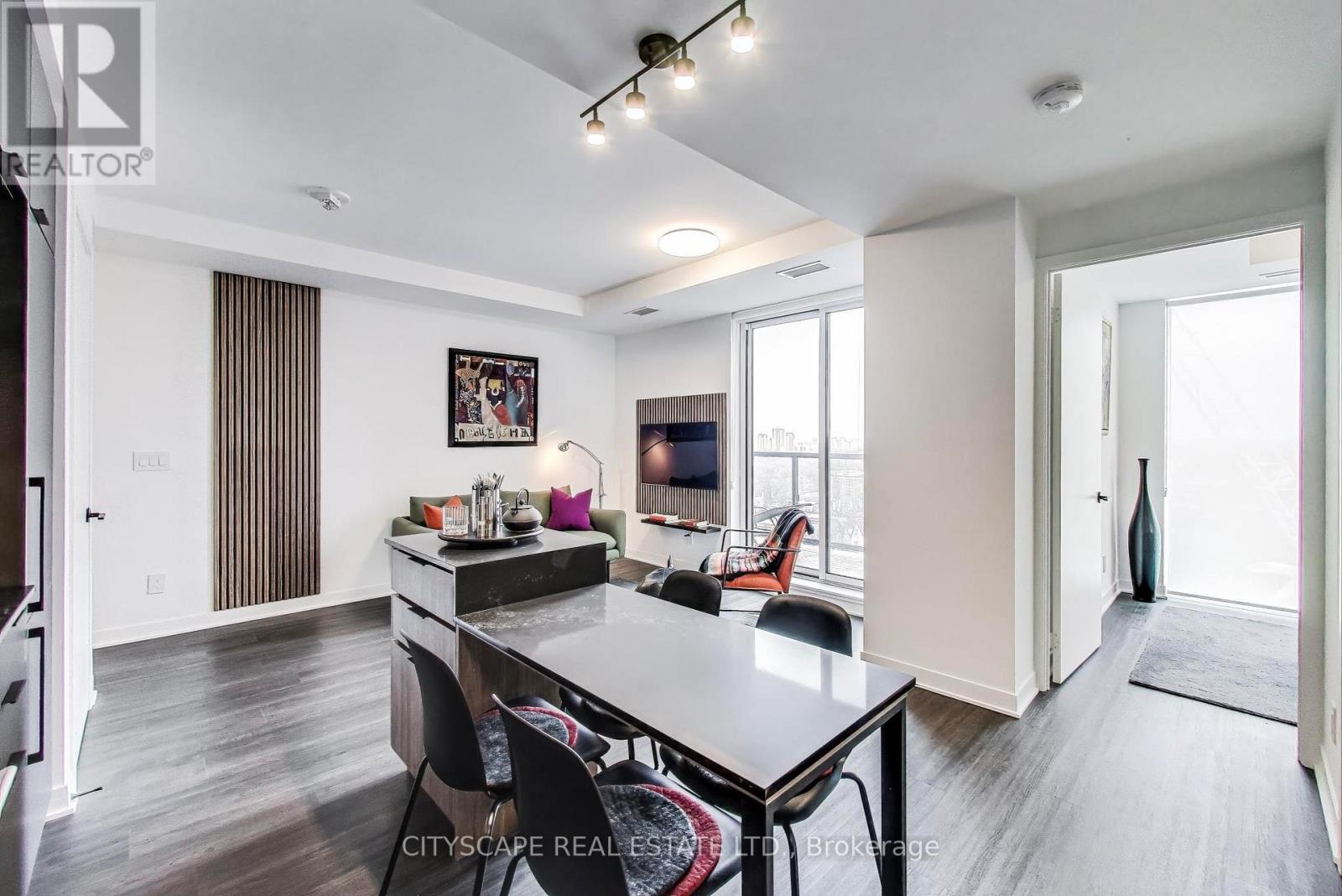 #1210 185 ALBERTA AVENUE - 15