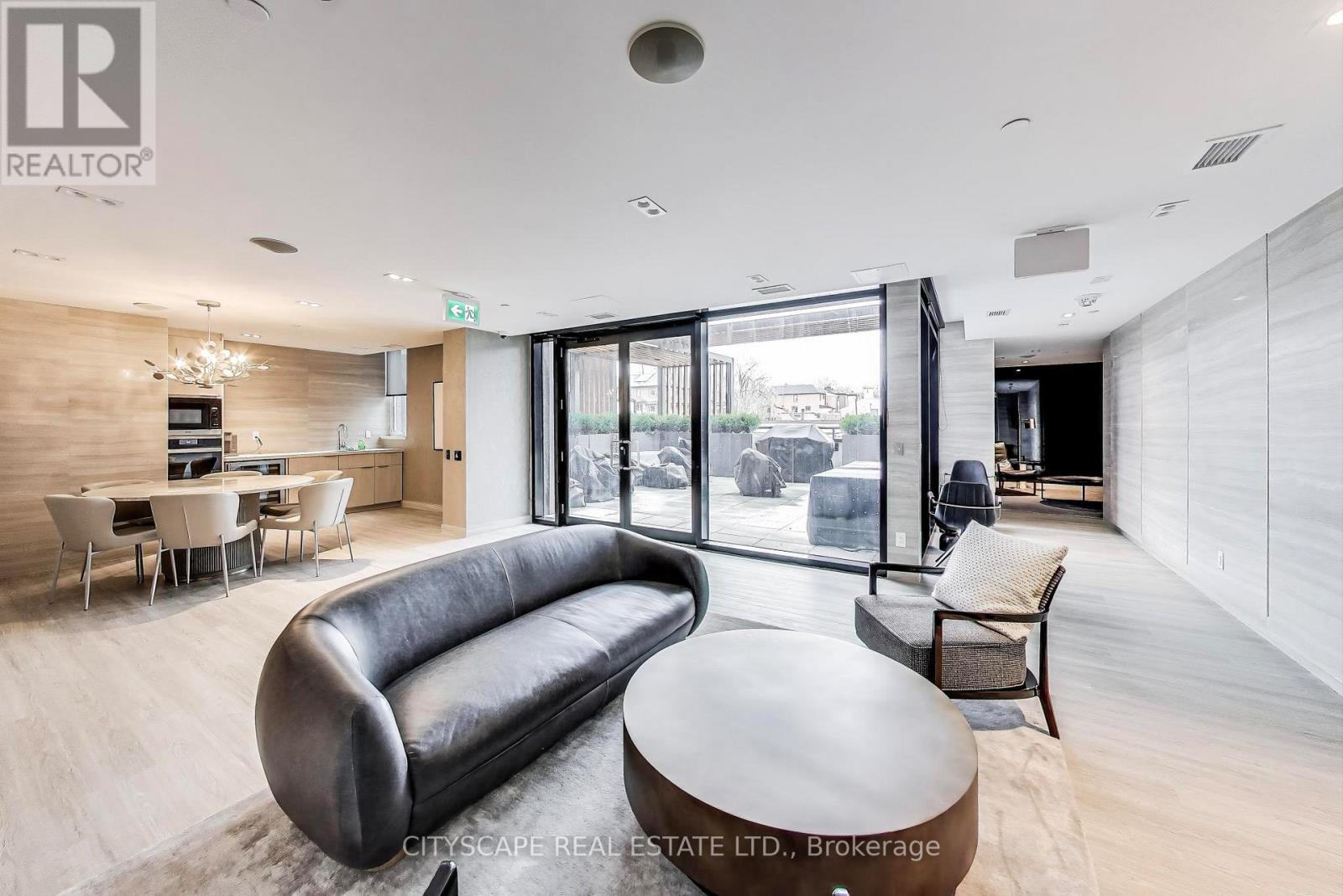 #1210 185 ALBERTA AVENUE - 33