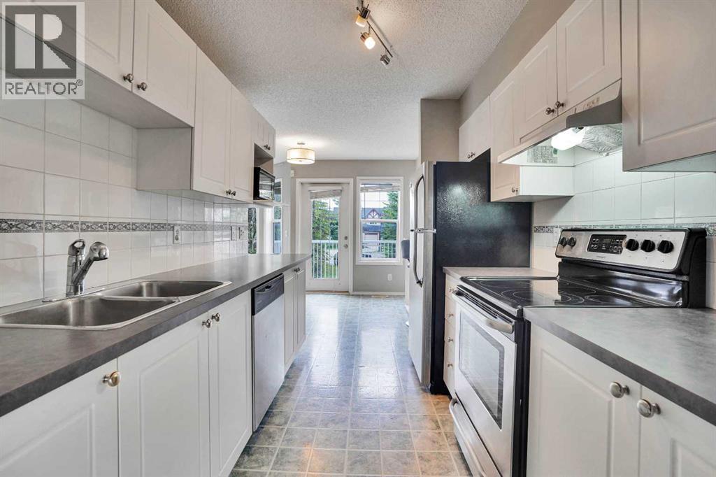 120 Country Village Cape NE - 11