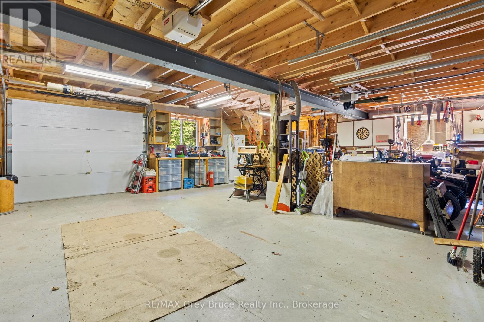 27 HOPE DRIVE - Image 36