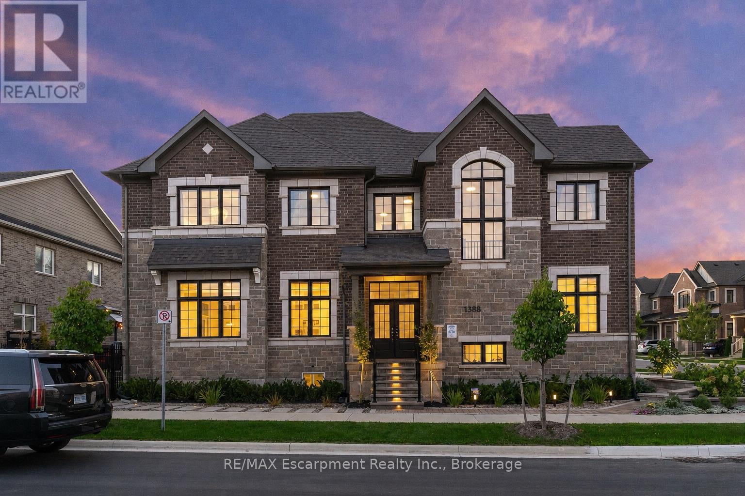 1388 AYMOND CRESCENT - 1