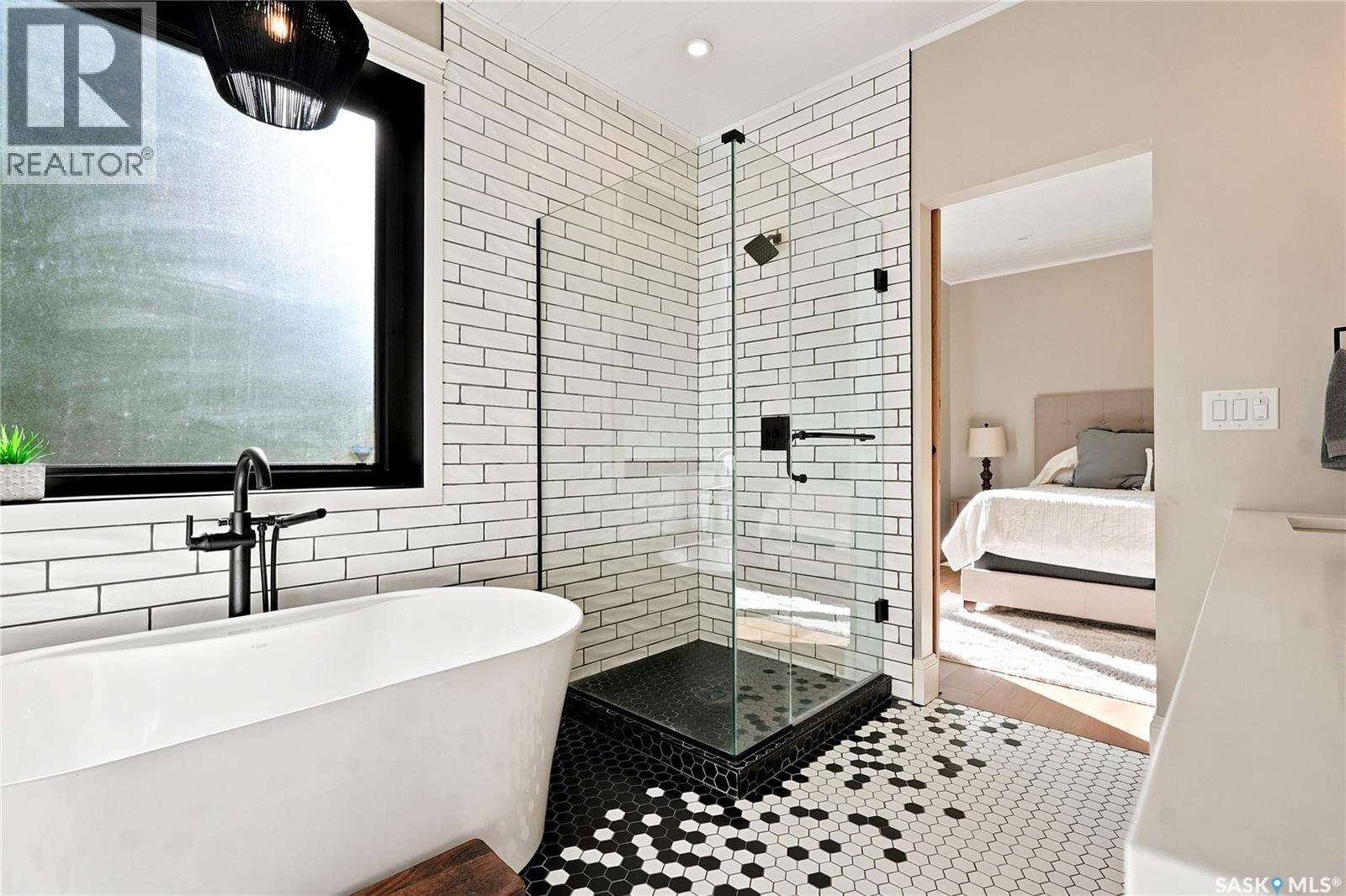 6 Rewerts BAY - 33