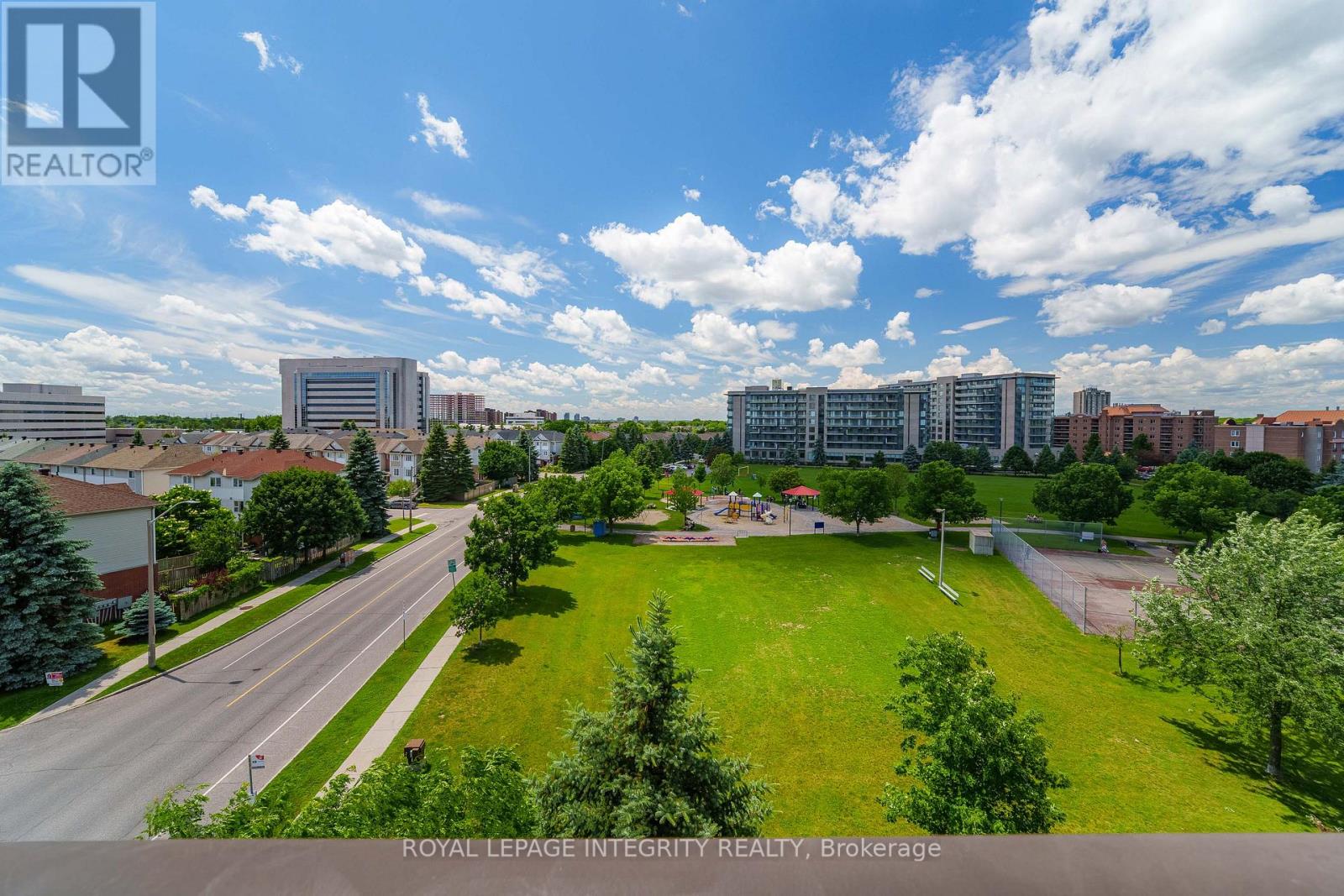 2 Bed, 1 Bath House for Sale in Ottawa – 6Q – 310 CENTRAL PARK DRIVE, Ottawa – MLS# X13471990 - Image 18