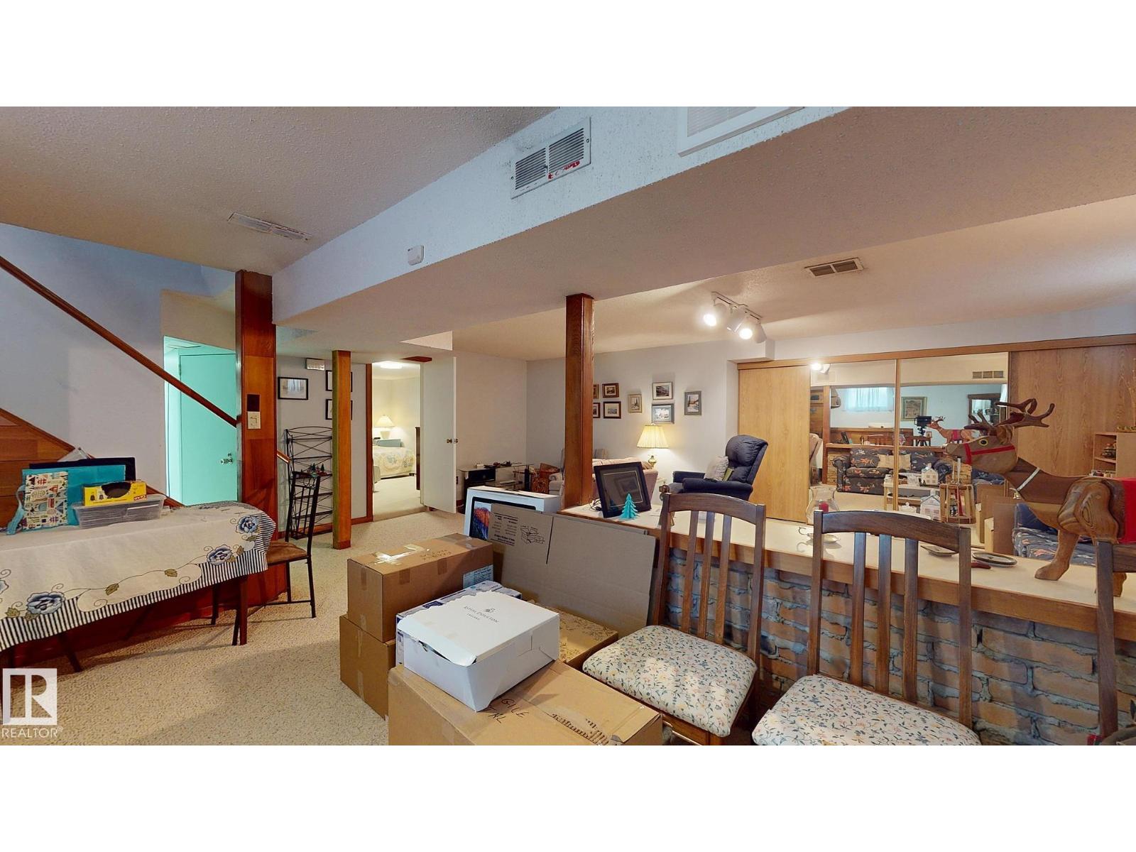 8940 147 ST NW — photo 35