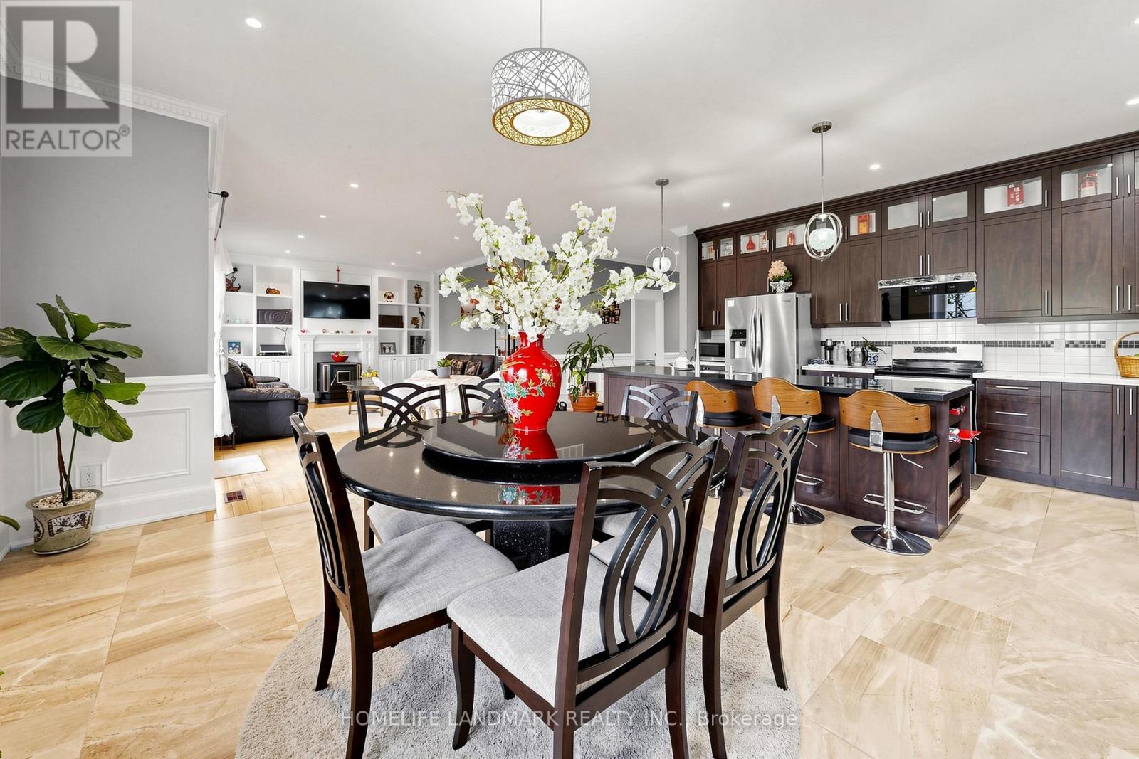 61 IRVING DRIVE - 13