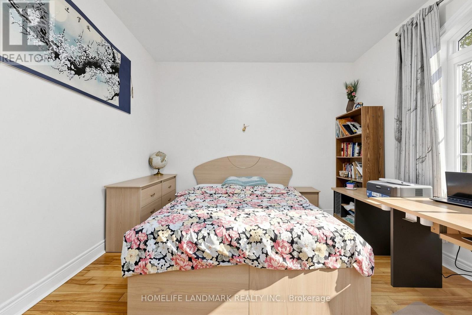 61 IRVING DRIVE - 25