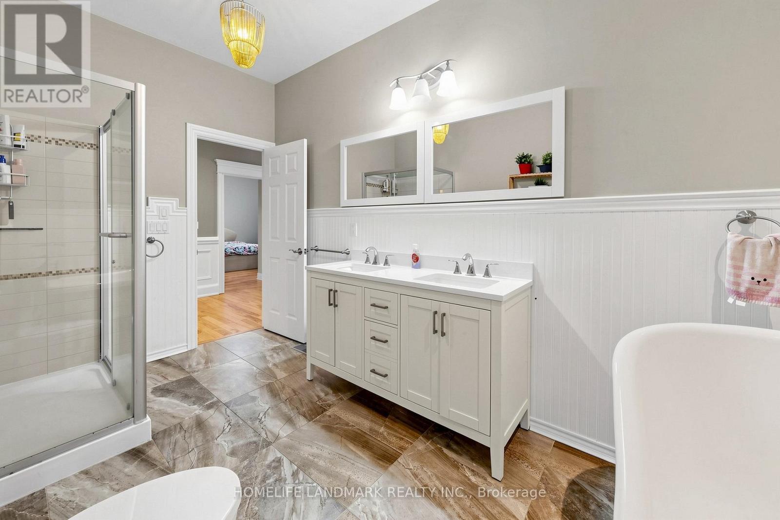 61 IRVING DRIVE - 33