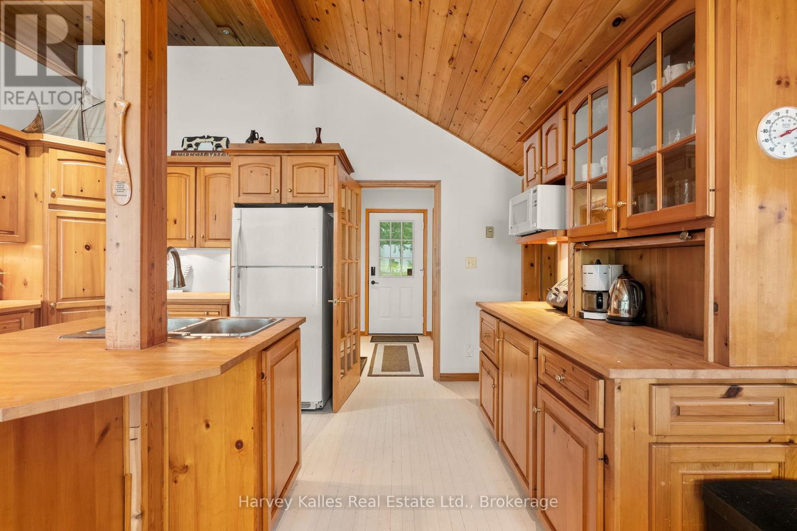 7 BABY LAKE ROAD - 24