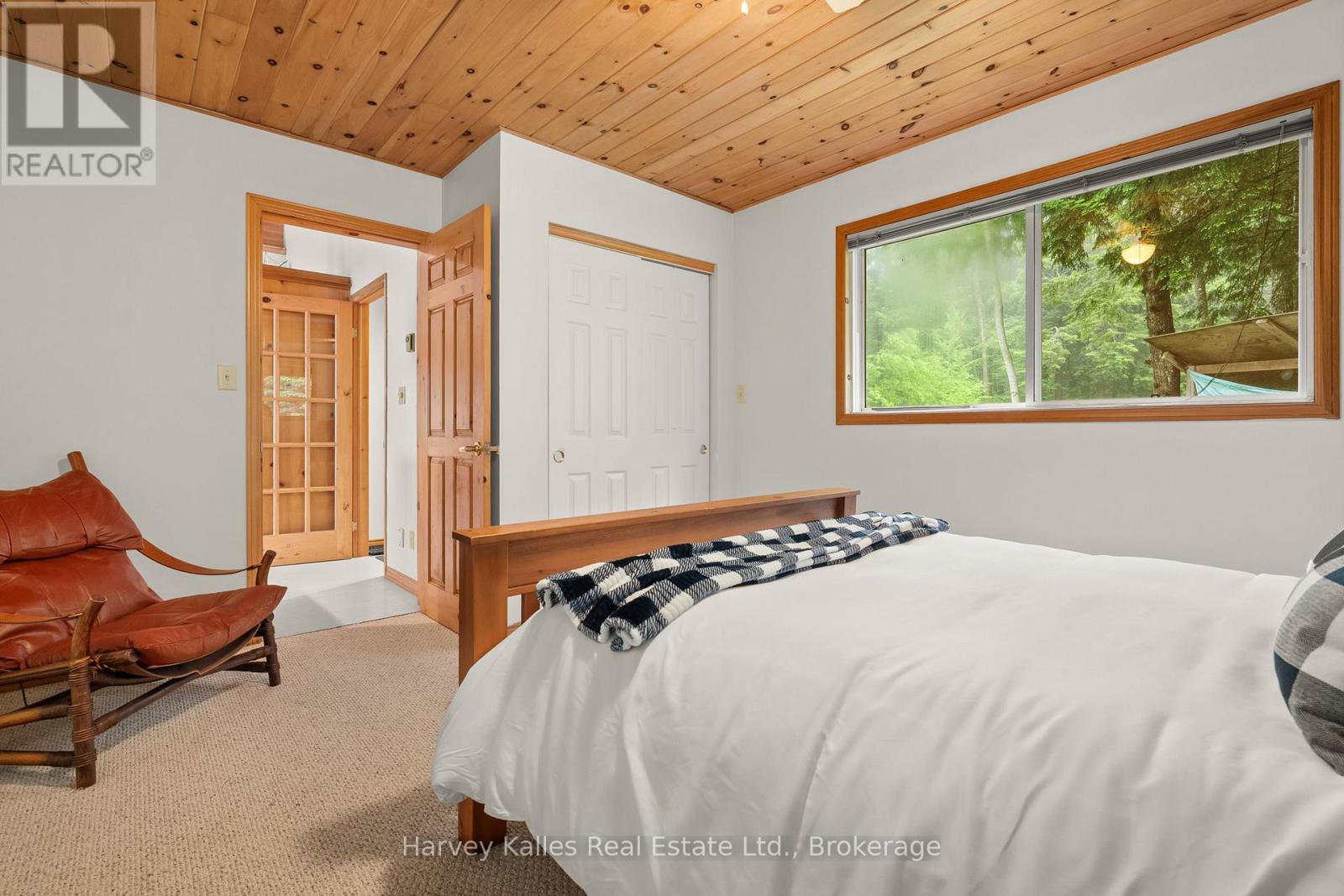 7 BABY LAKE ROAD - 26
