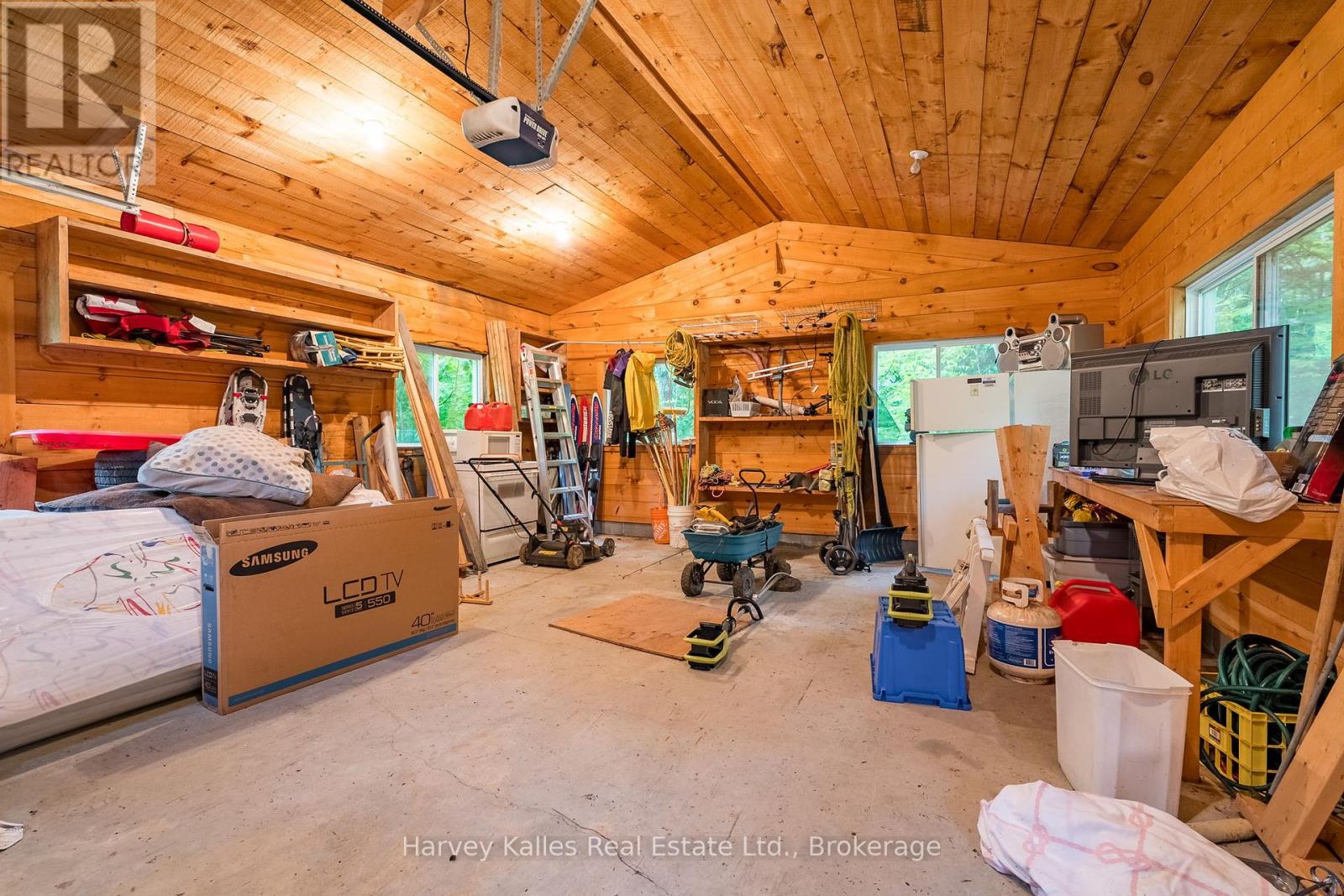 7 BABY LAKE ROAD - 36