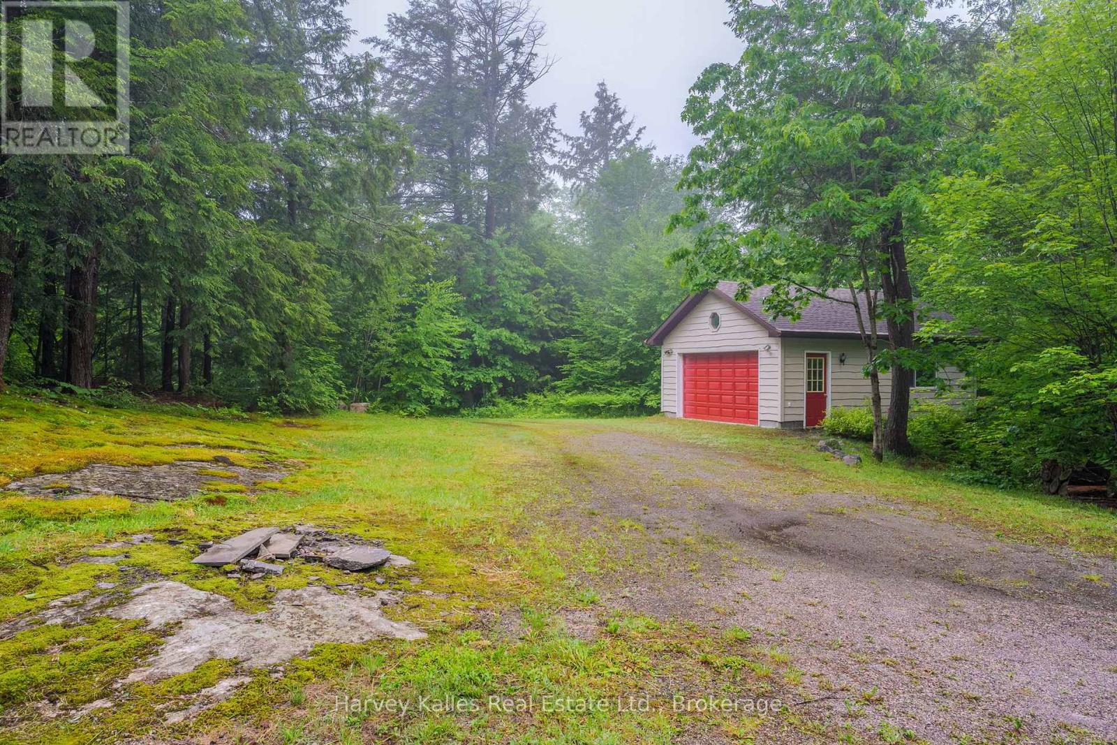7 BABY LAKE ROAD - 35