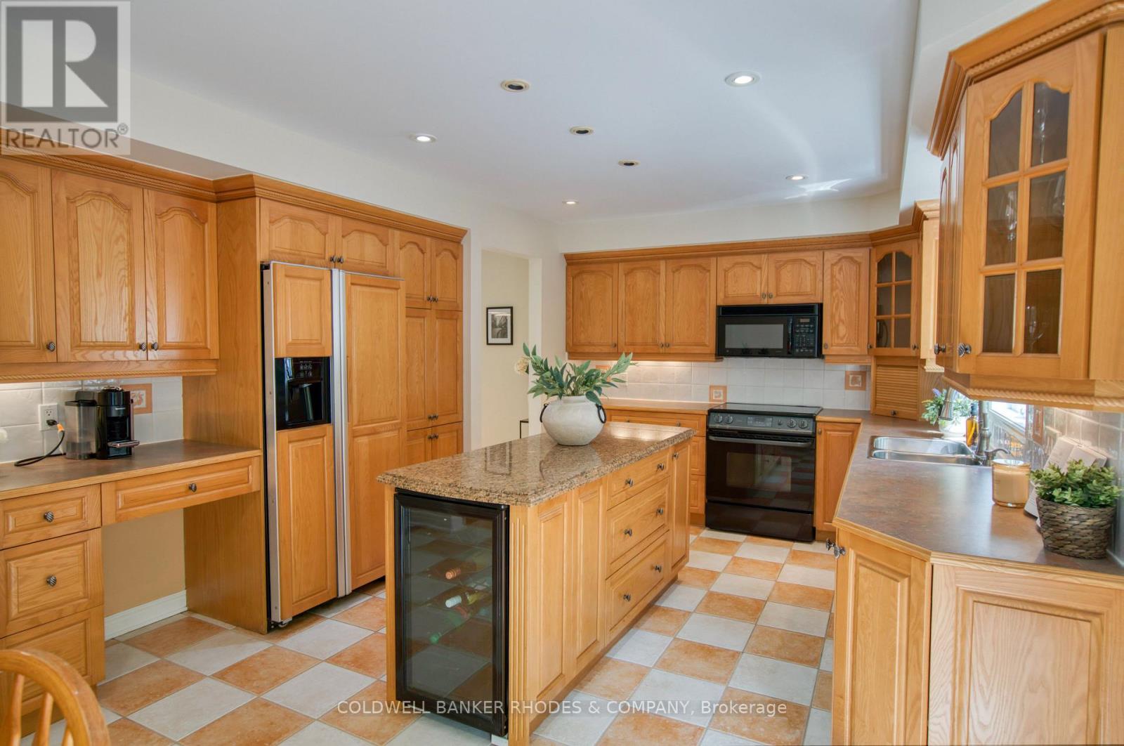 1349 GAULTOIS AVENUE - 15