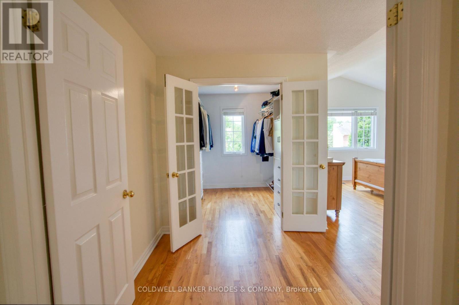 1349 GAULTOIS AVENUE - 22