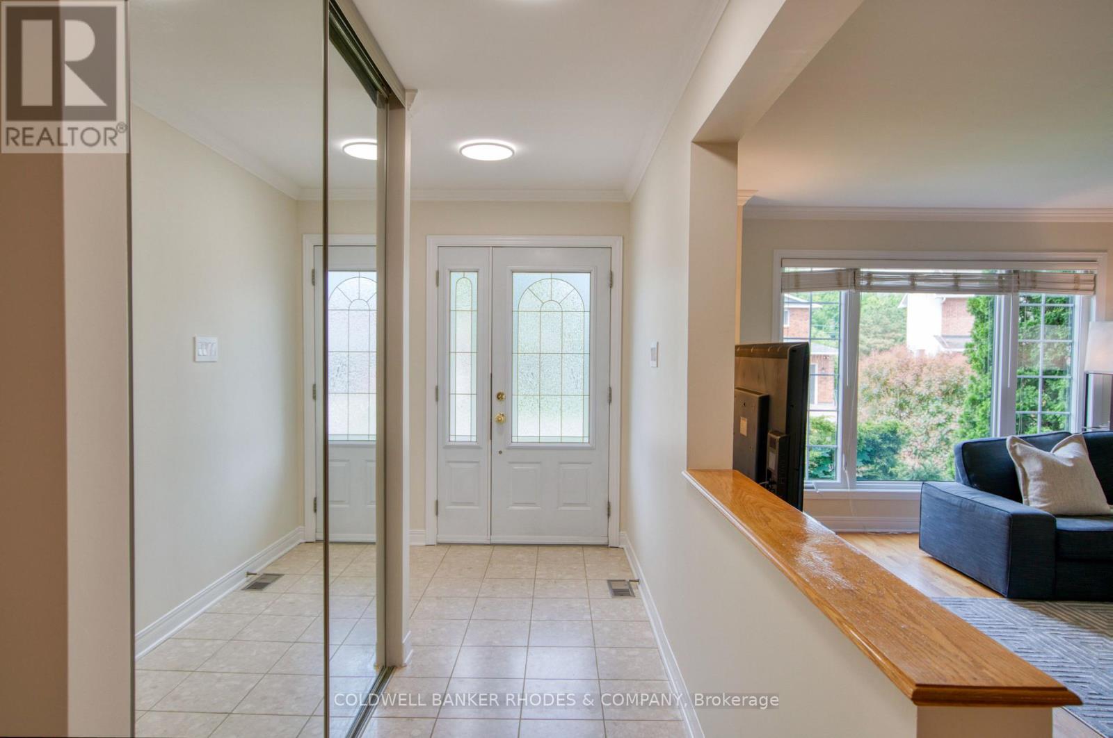 1349 GAULTOIS AVENUE - 36