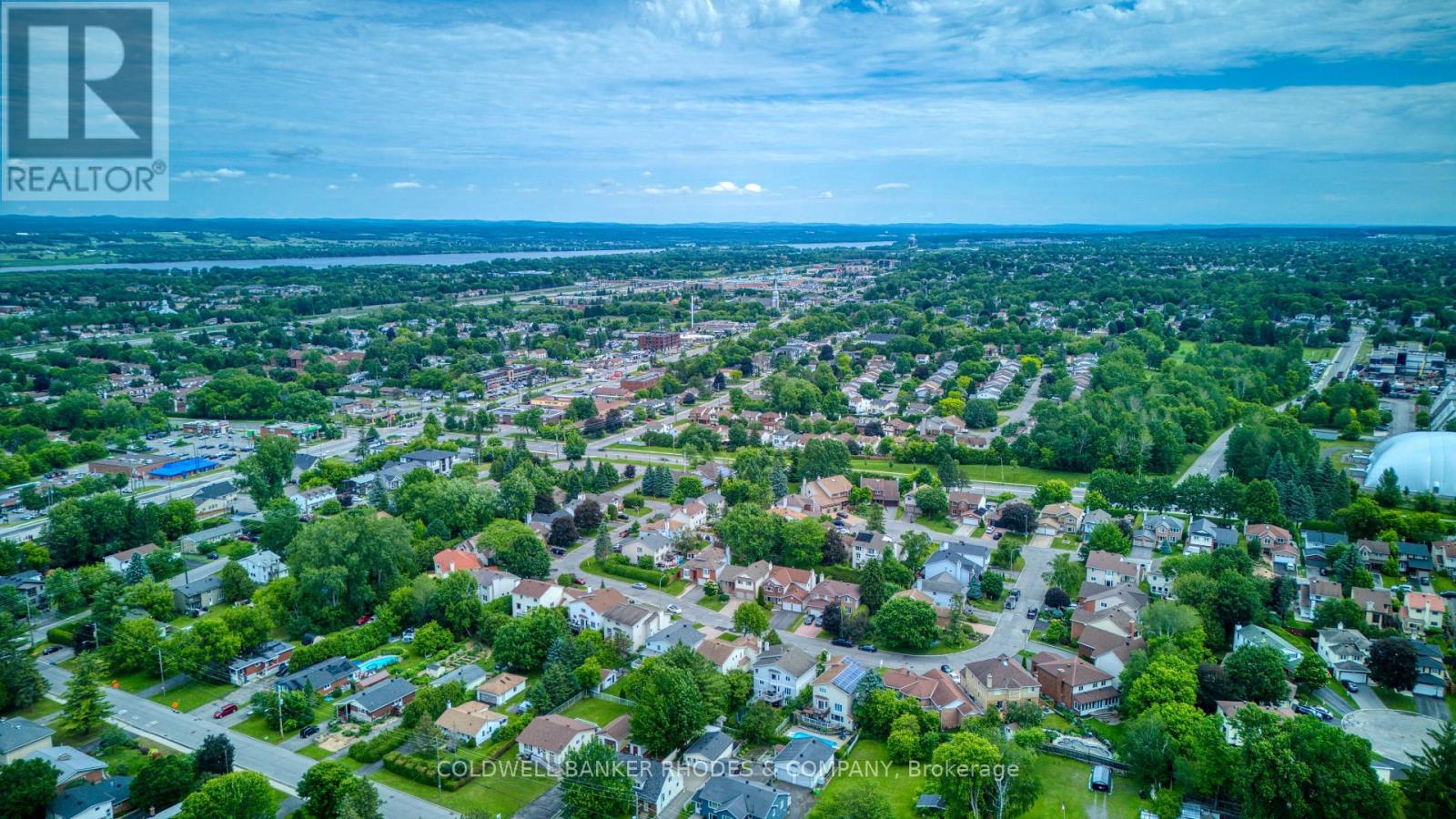 1349 GAULTOIS AVENUE - 41