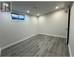 Bsmt - 14 Gemmill Drive, Whitchurch Stouffville, ON L4A2H1 Photo 6