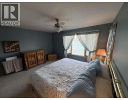 8381 Richardson Crescent, Canal Flats, BC V0B1B0 Photo 43