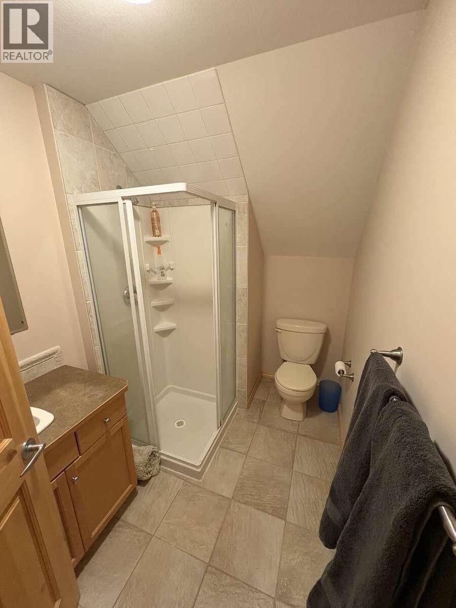 8381 RICHARDSON Crescent - 27