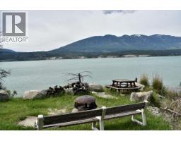 8381 Richardson Crescent, Canal Flats, BC V0B1B0 Photo 36