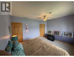 8381 Richardson Crescent, Canal Flats, BC V0B1B0 Photo 54