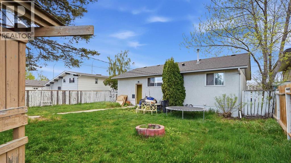 9032 Fairmount Drive SE — photo 6