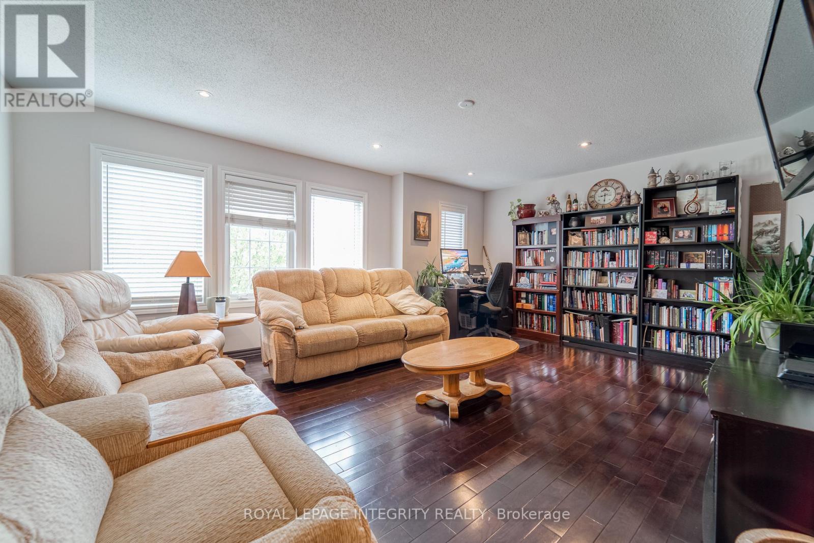 4 Bed, 4 Bath House for Rent in Ottawa – 2203 RIVER MIST ROAD, Ottawa – MLS# X13472090 - Image 7