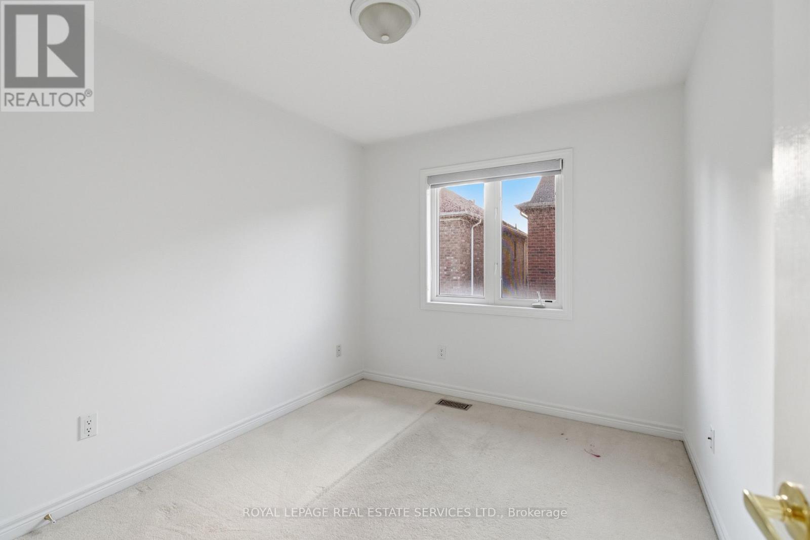 4309 TRAIL BLAZER WAY - 34