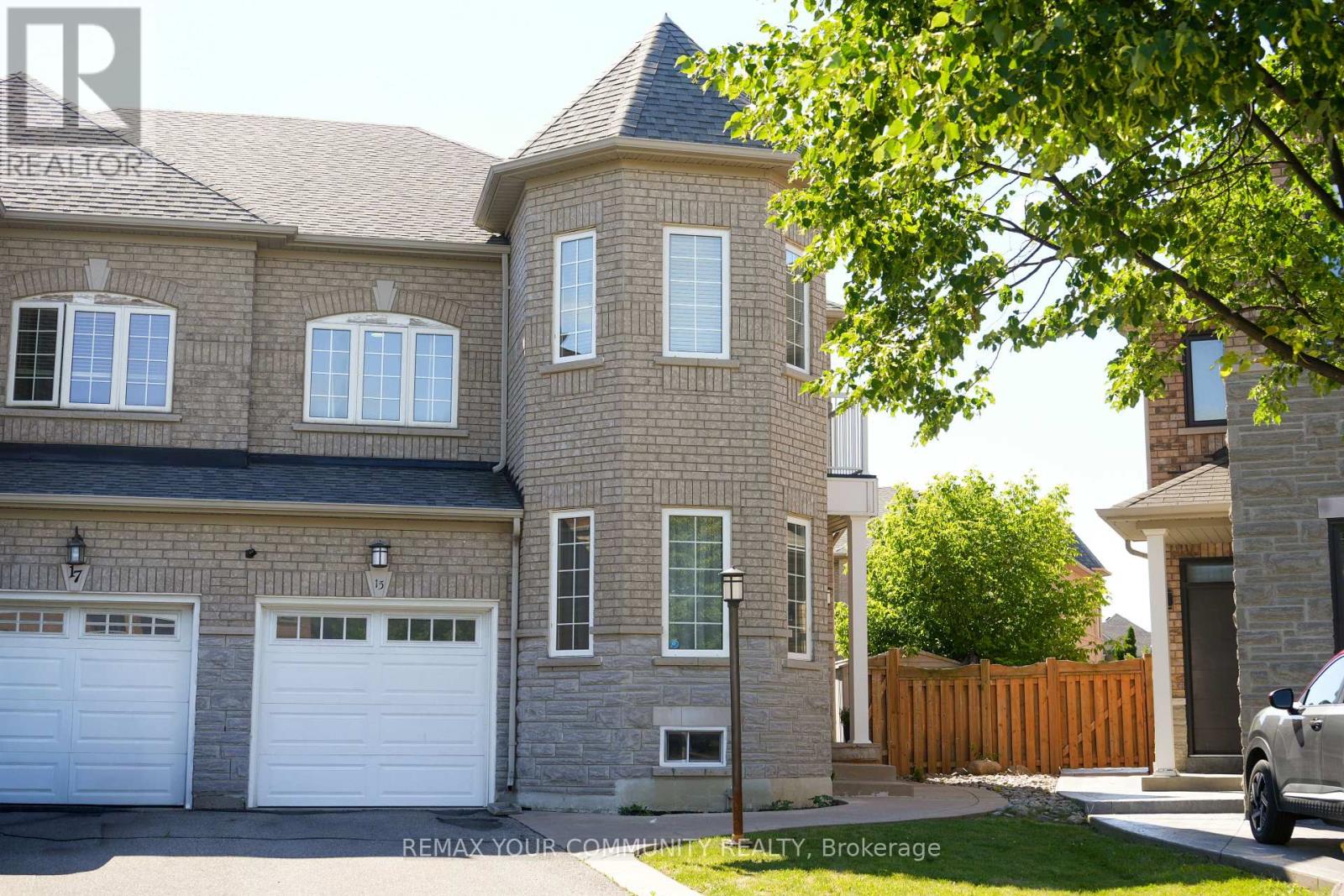 15 BELLEFONTAINE COURT - 1