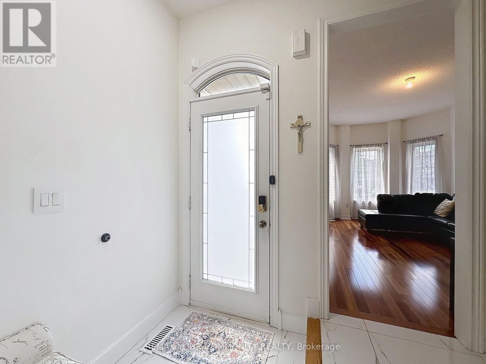 15 BELLEFONTAINE COURT - 5
