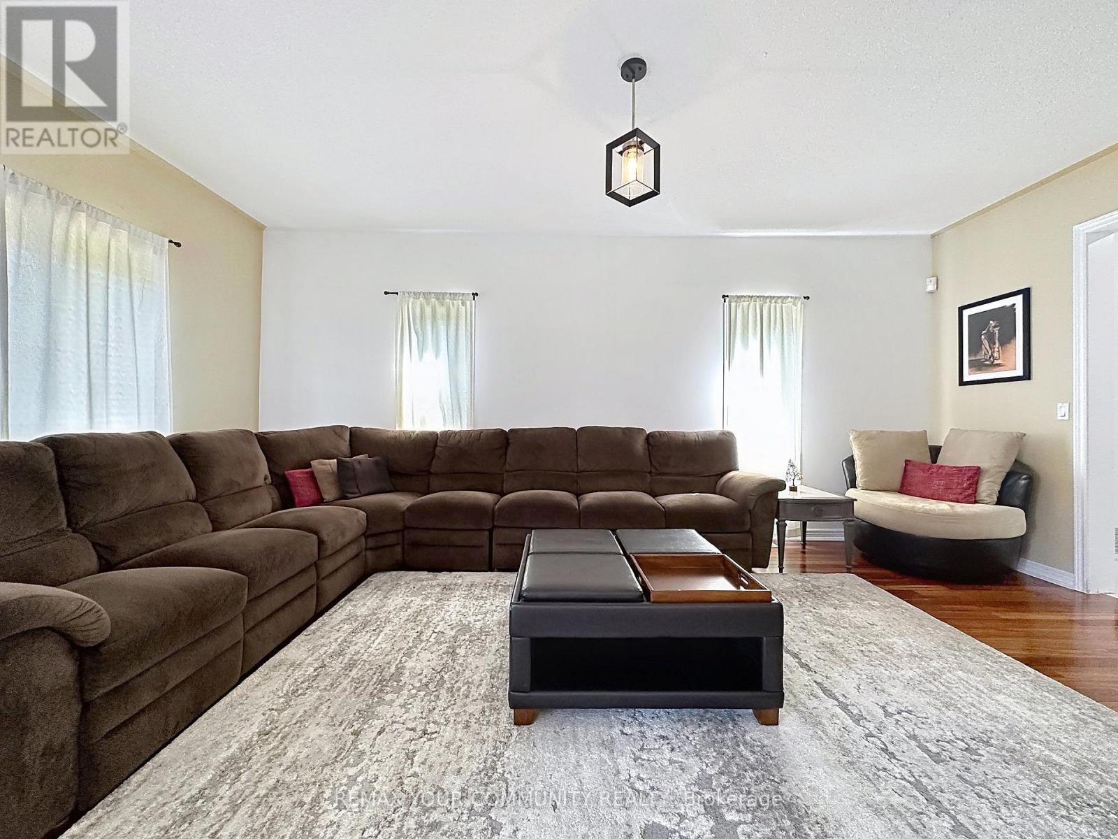 15 BELLEFONTAINE COURT - 9