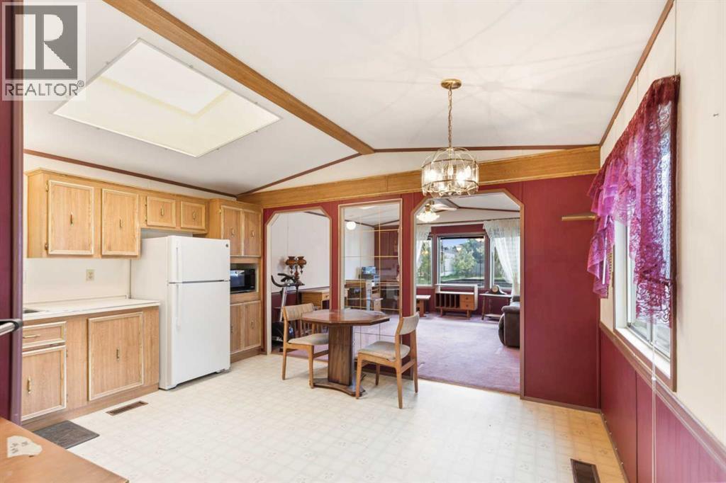 9708 104 Avenue - photo 5