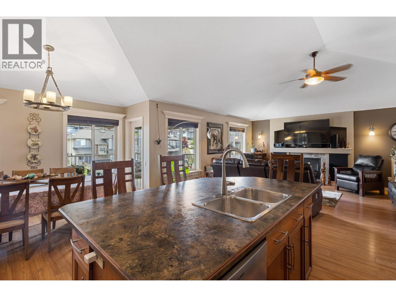 534 South Crest Drive - 10