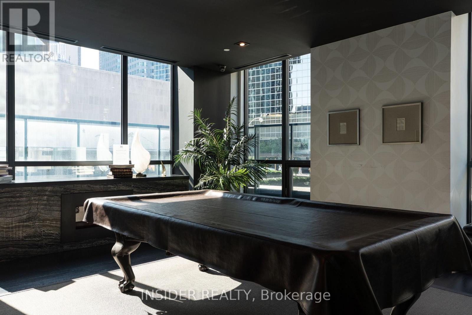 #203 1 SCOTT STREET - 32
