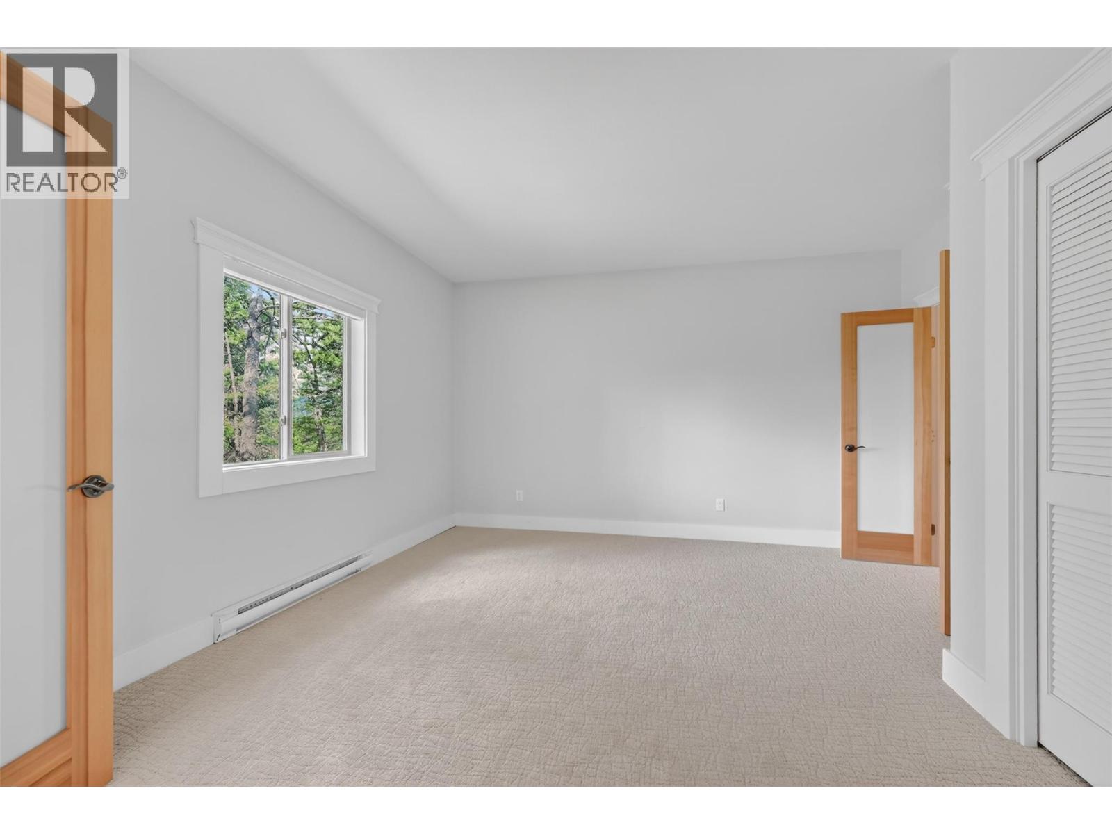 8566 Eacrett Road - 21