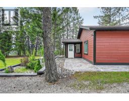 8566 Eacrett Road, Dry Gulch, BC V0A1K2 Photo 34