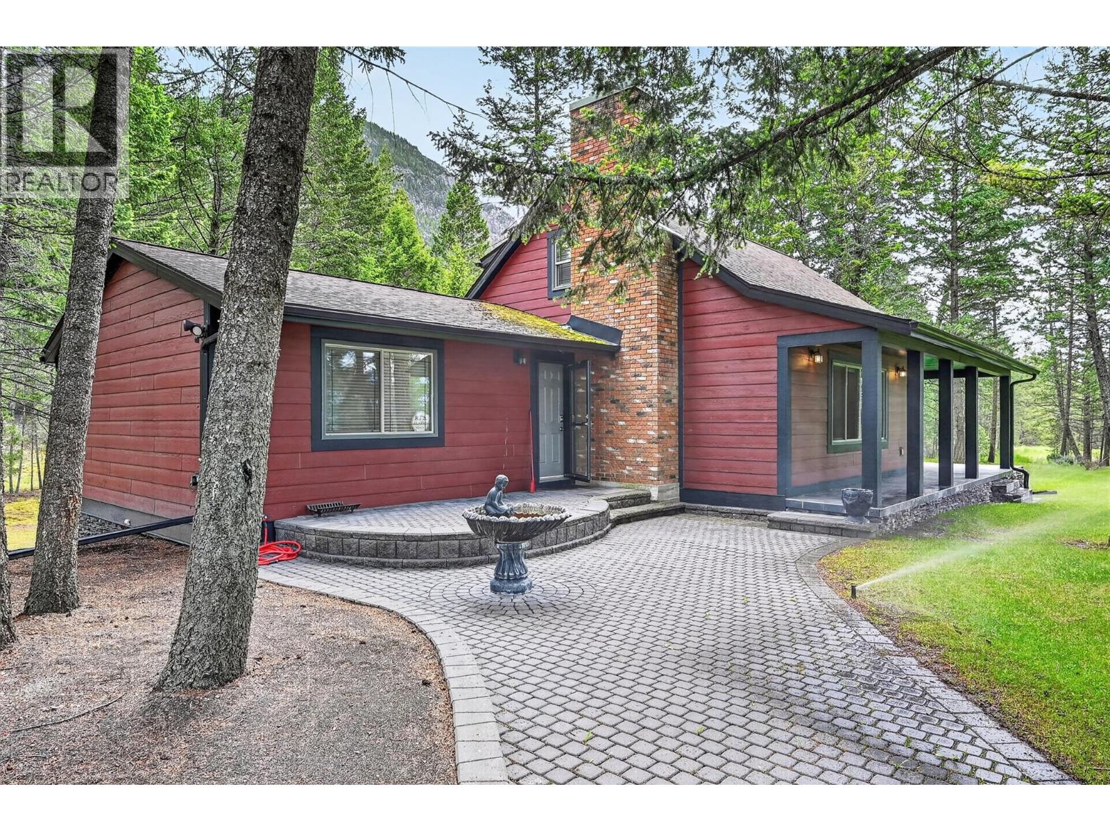8566 Eacrett Road - 55