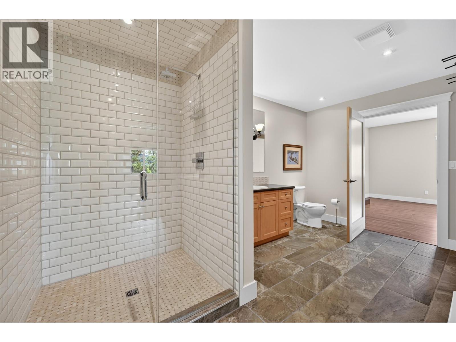 8566 Eacrett Road - 26