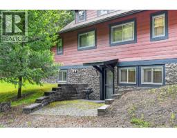 8566 Eacrett Road, Dry Gulch, BC V0A1K2 Photo 53