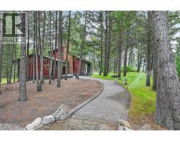 8566 Eacrett Road, Dry Gulch, BC V0A1K2 Photo 54