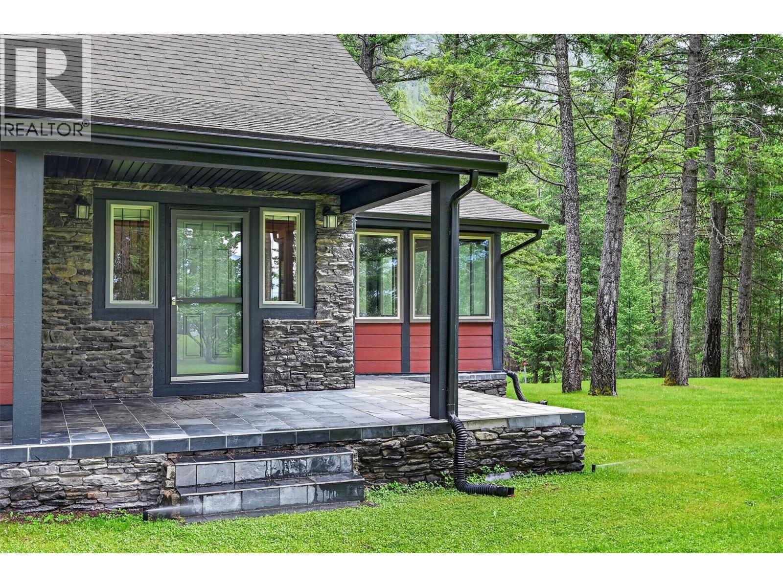 8566 Eacrett Road - 57