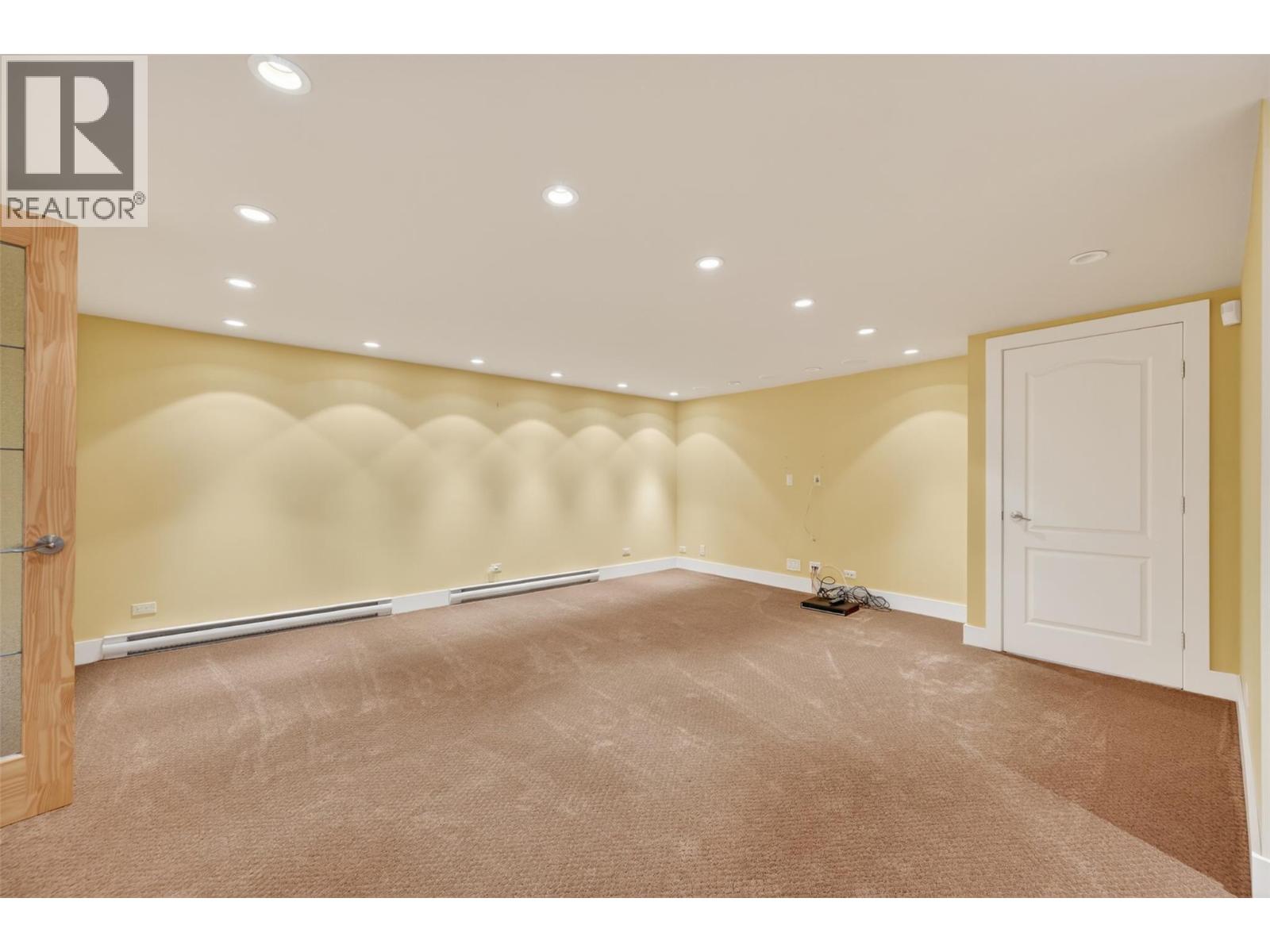 8566 Eacrett Road - 88