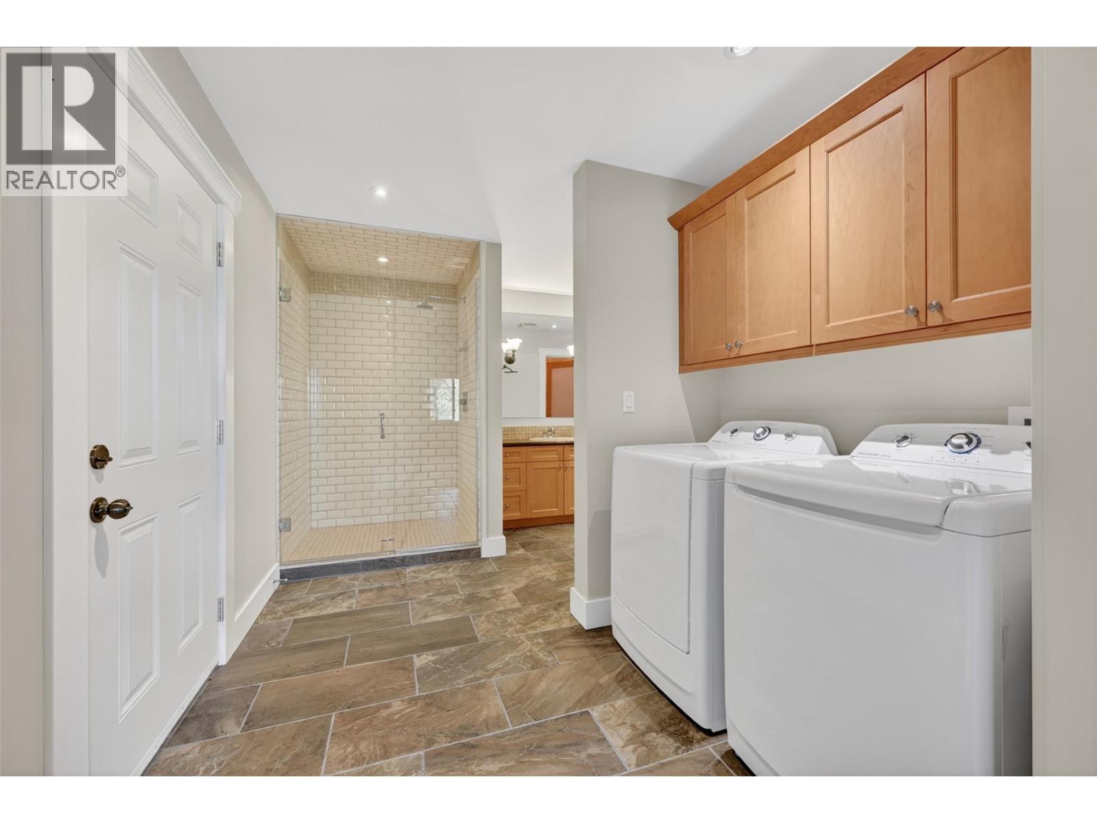 8566 Eacrett Road - 24