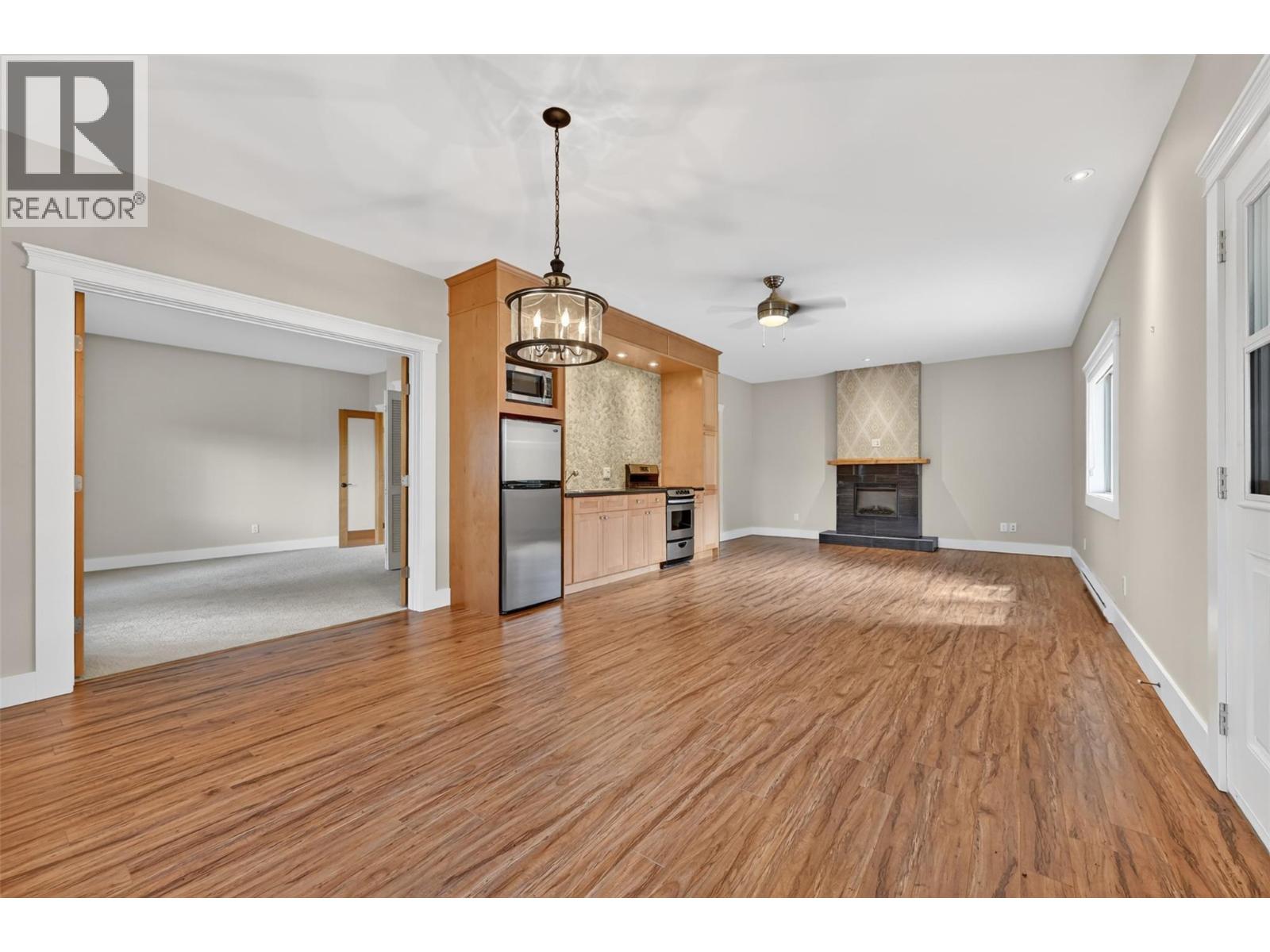 8566 Eacrett Road - 15