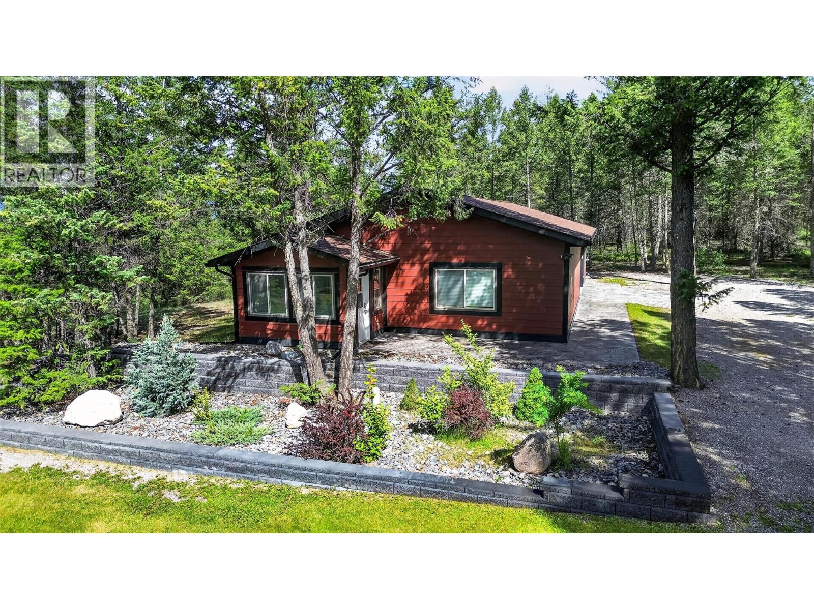 8566 Eacrett Road - 13