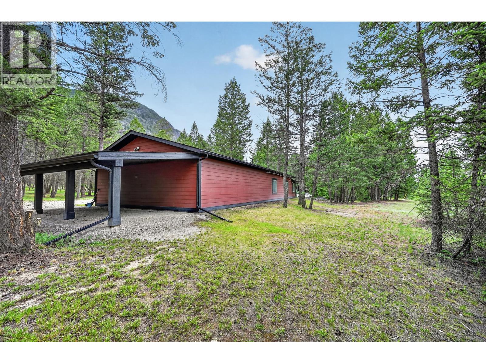 8566 Eacrett Road - 42
