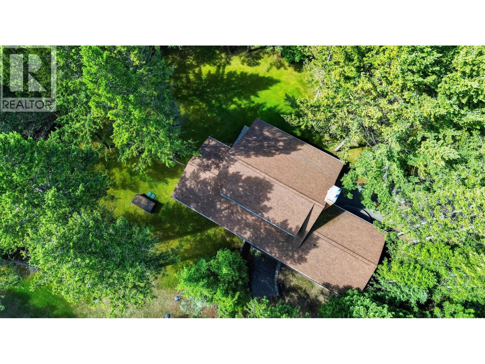 8566 Eacrett Road - 12