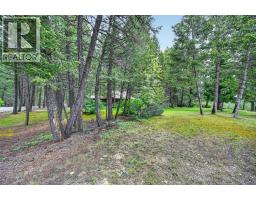 8566 Eacrett Road, Dry Gulch, BC V0A1K2 Photo 45