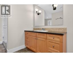 8566 Eacrett Road, Dry Gulch, BC V0A1K2 Photo 27